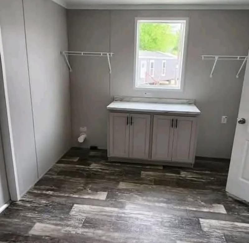 Double Wide - Image 8