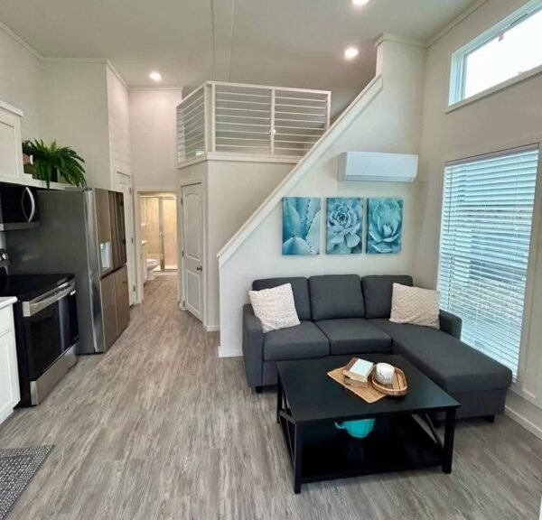 2 Bedroom 2 Bathroom Mobile Home — 950 sq ft - Image 6