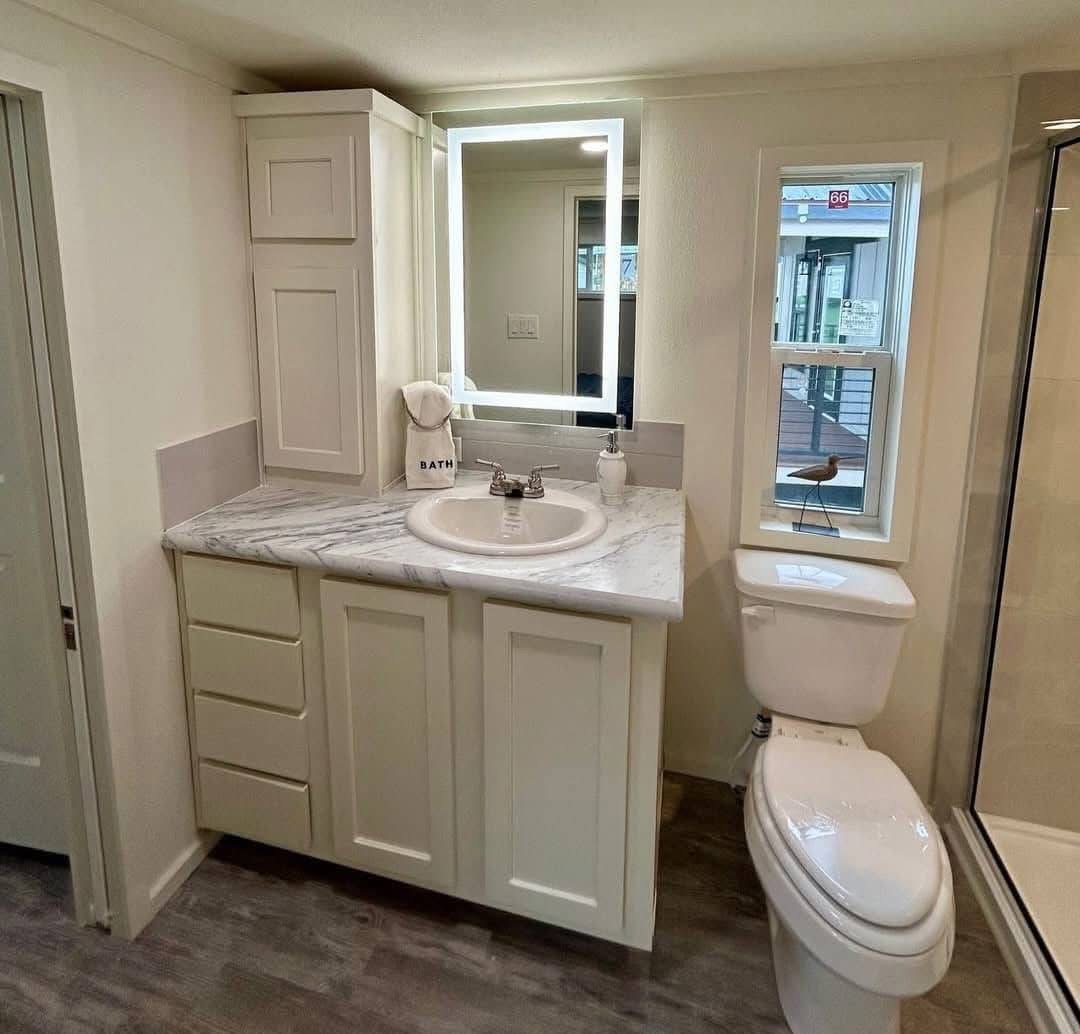 2 Bedroom 2 Bathroom Mobile Home — 950 sq ft - Image 12