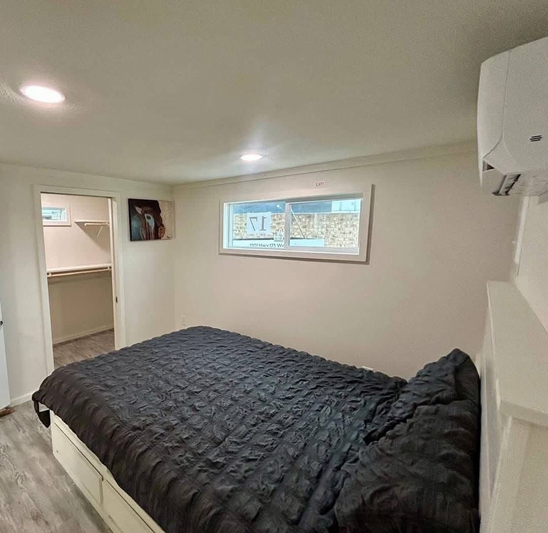 2 Bedroom 2 Bathroom Mobile Home — 950 sq ft - Image 10