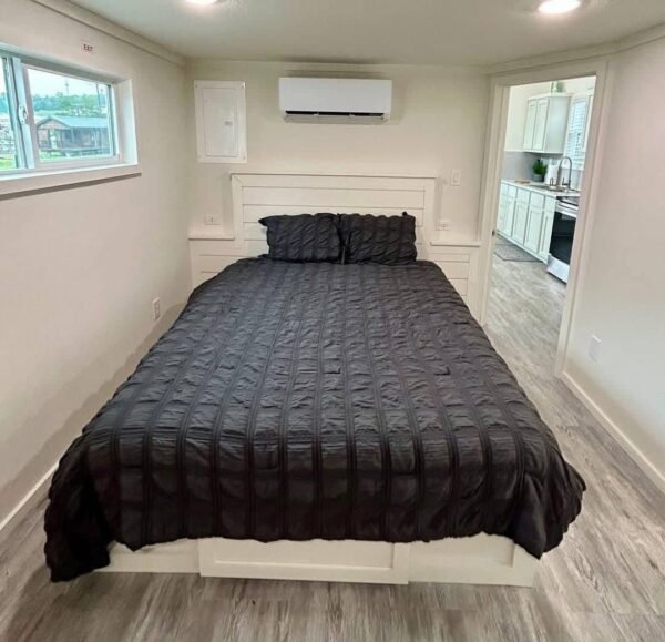 2 Bedroom 2 Bathroom Mobile Home — 950 sq ft - Image 9
