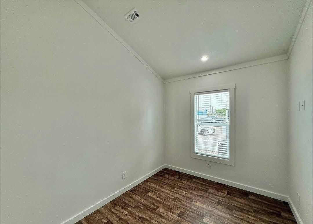 The Belmont - Image 8
