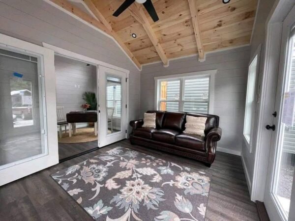 Athens Park Mode 2 bedrooms and 1.5 bathrooms - Image 6
