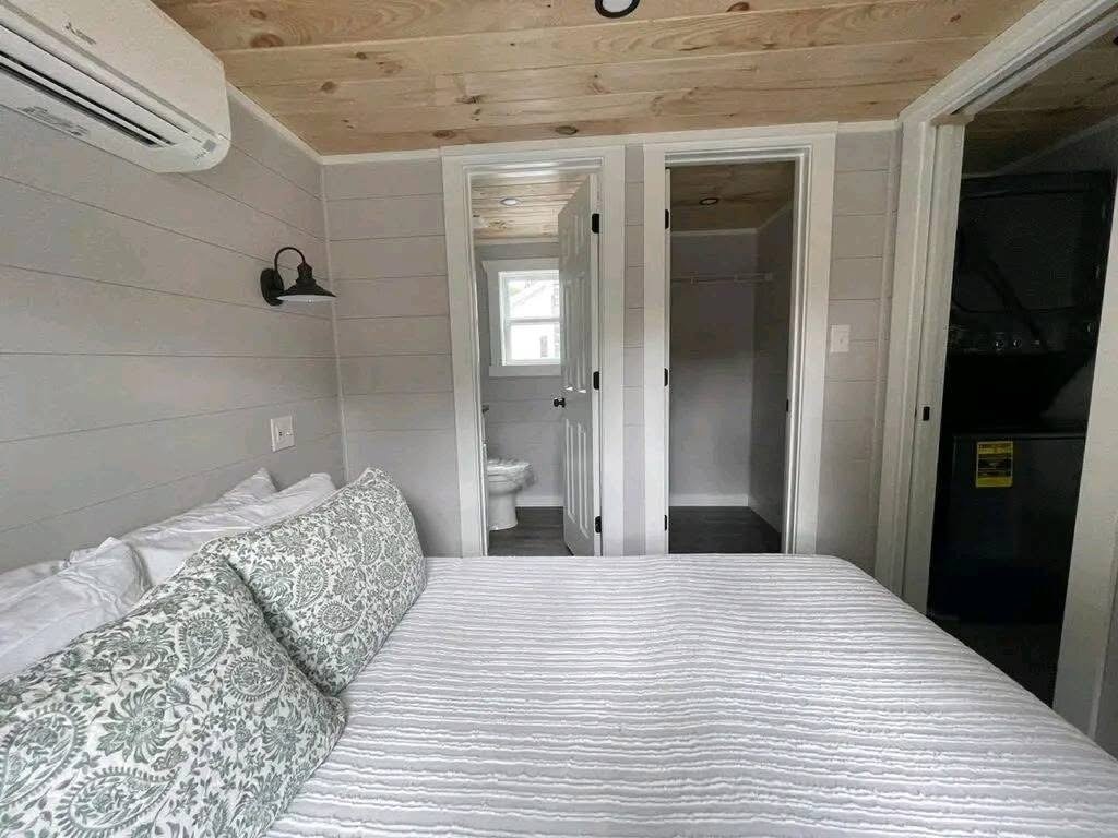 Athens Park Mode 2 bedrooms and 1.5 bathrooms - Image 12