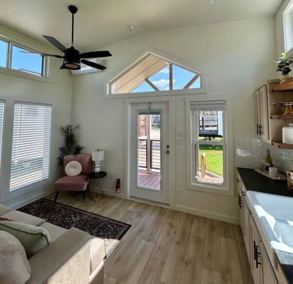 The Goshenite 3 bedroom 2 bathroom - Image 5