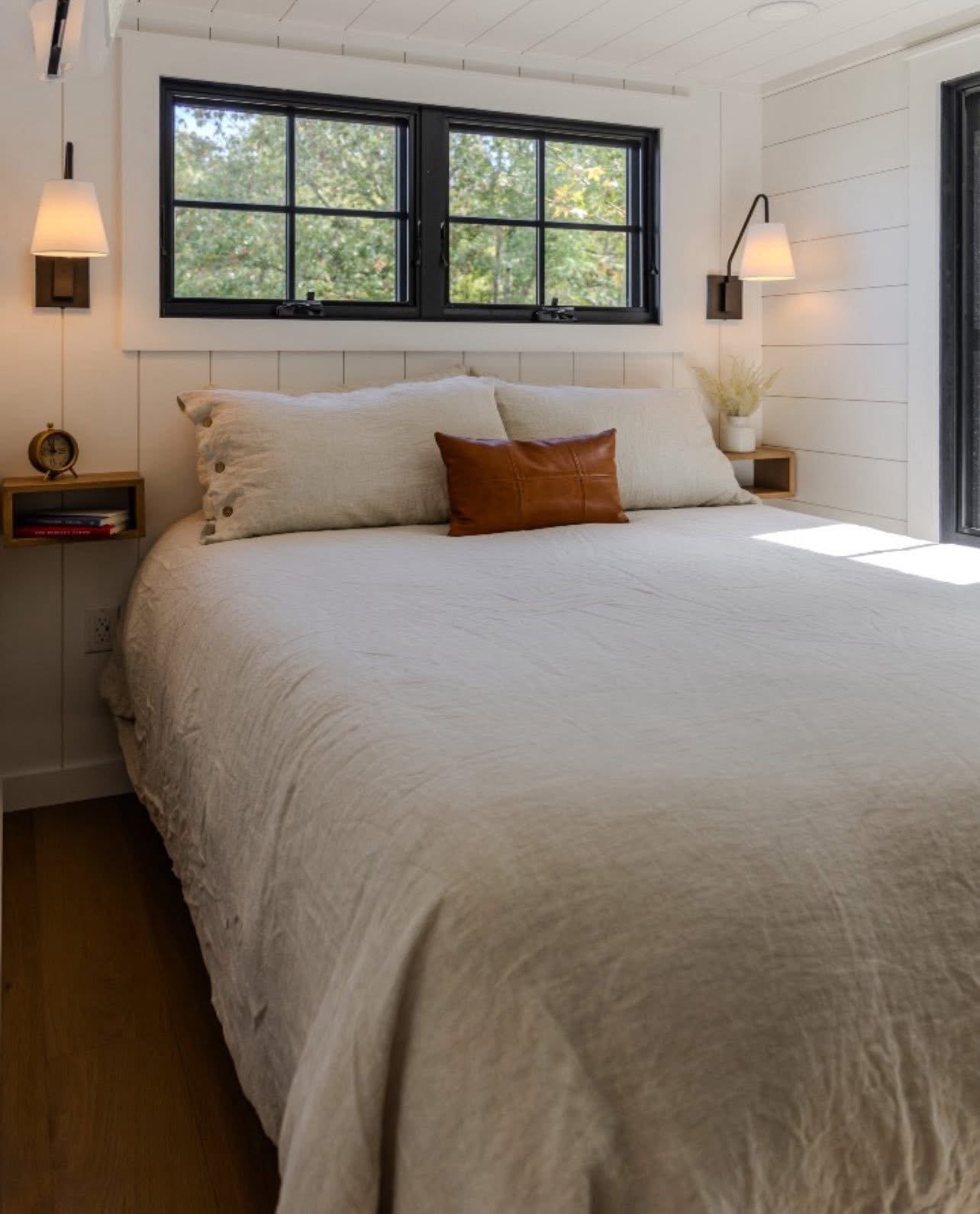 Luxury - Image 9