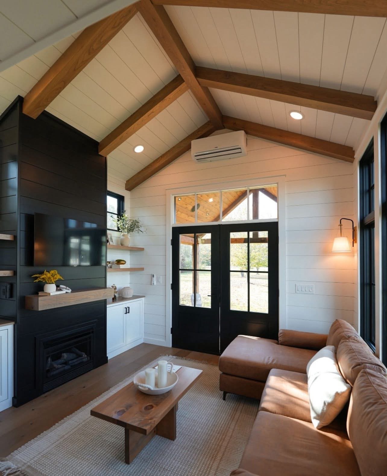 Luxury - Image 12