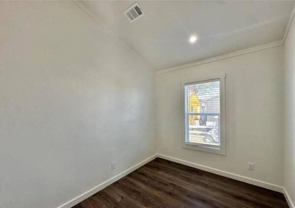Platinum Model Home - Image 7