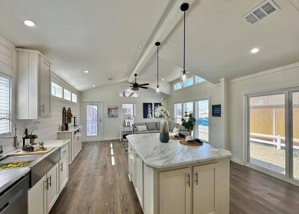 Platinum Model Home - Image 12